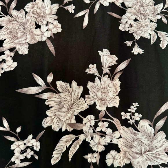 Spirtual Gangster Light Robe - Picture 7 of 7